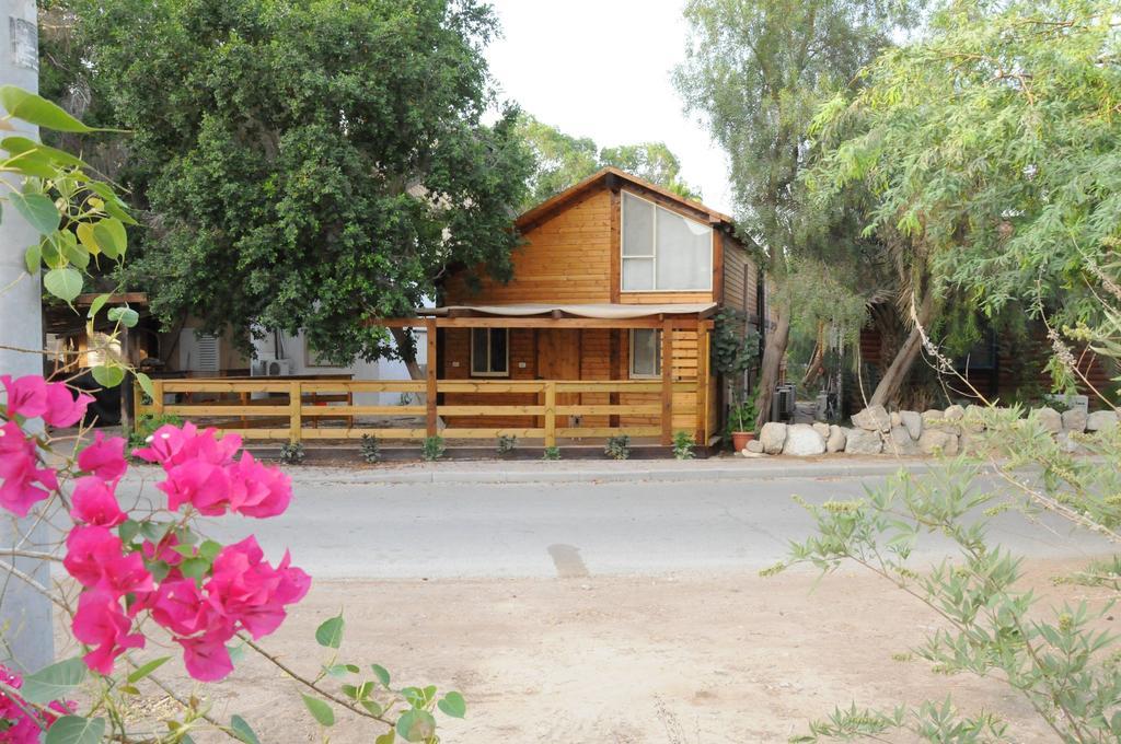 Dead Sea Dawn Villa Neot HaKikar Room photo