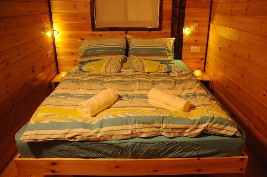 Dead Sea Dawn Villa Neot HaKikar Room photo